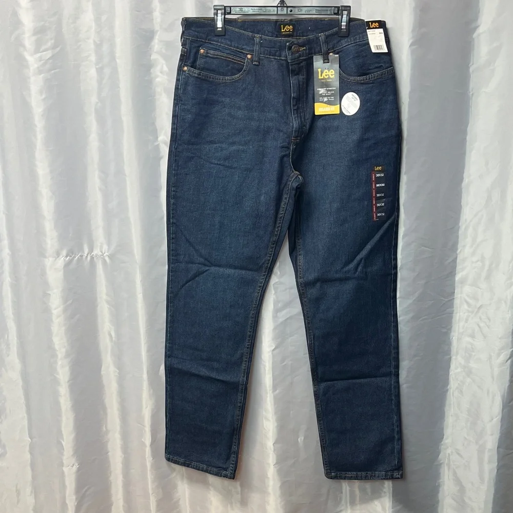 Lee Men's Deep Indigo Relaxed Jeans 2376